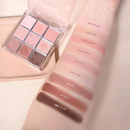 ETUDE Play Color Eyes Dusty Cat, paletă de farduri pentru machiaj elegant și versatil