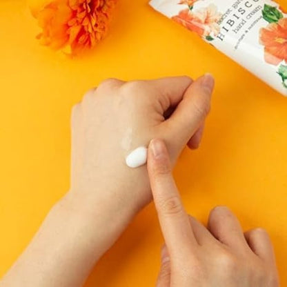 Crema de maini Jigott cu extract de hibiscus, anti-imbatranire, 100 ml, hidratare intensa