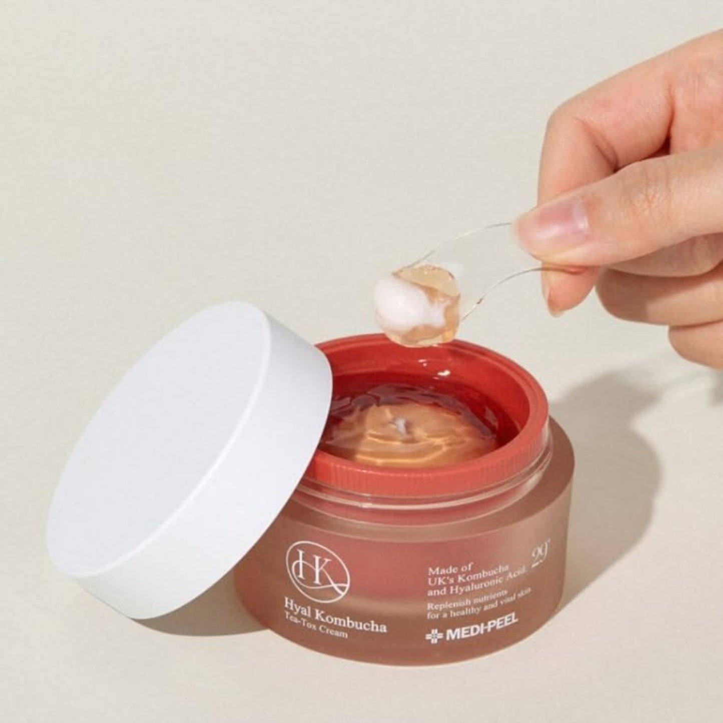 Crema fata cu kombucha, acid hialuronic si ceramide pentru hidratare si regenerare, 50 ml